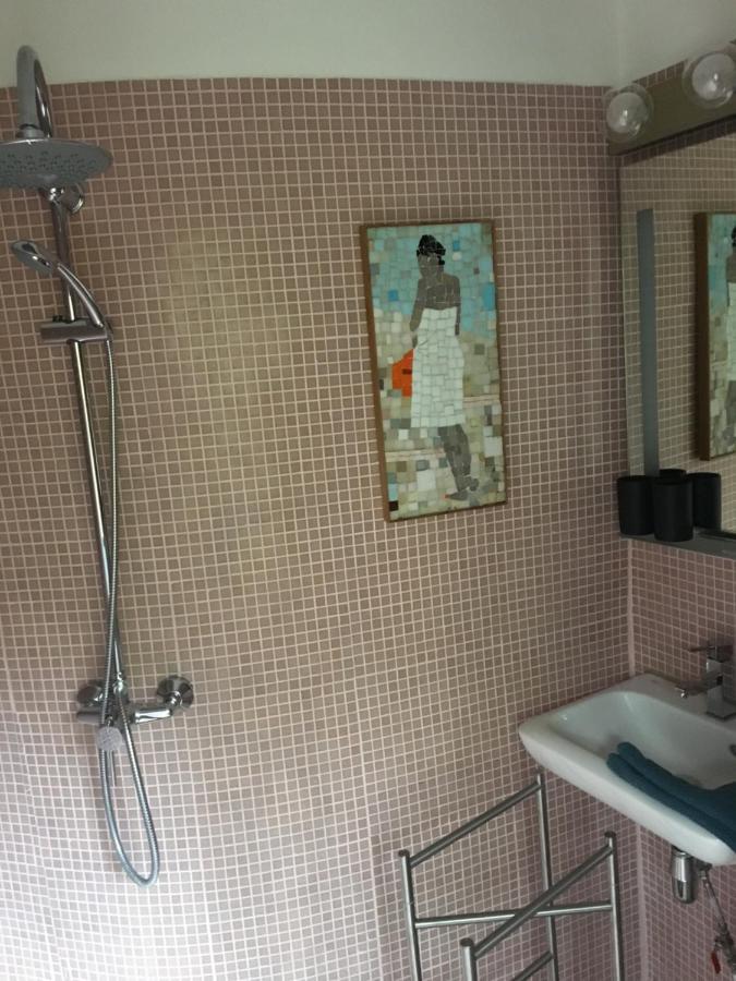 Le 66 Bed & Breakfast Paris Luaran gambar